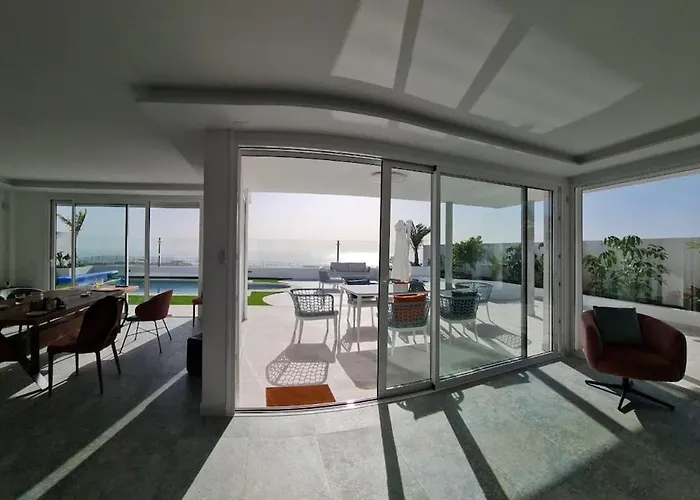 Exclusive Ocean View Heated Pool *