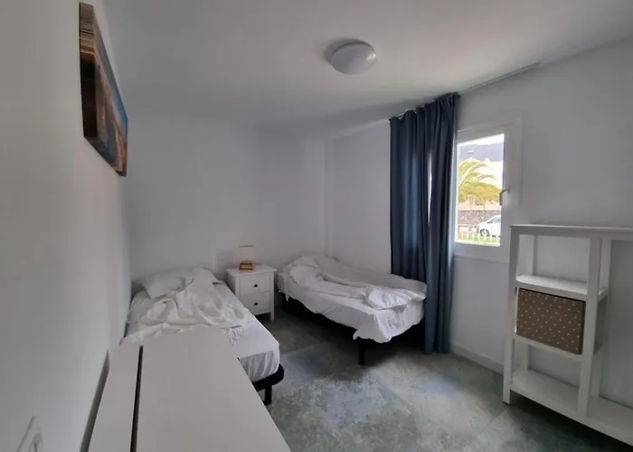 Exclusive Ocean View Heated Pool فيلة