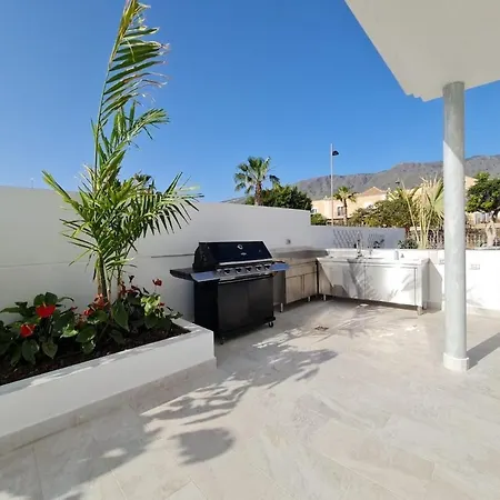 Exclusive Ocean View Heated Pool Villa *